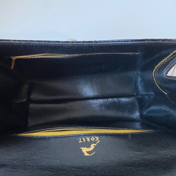 Vintage Koret Leather Handbag Shoulder Bag with chained coin purse - Picture 11 of 14